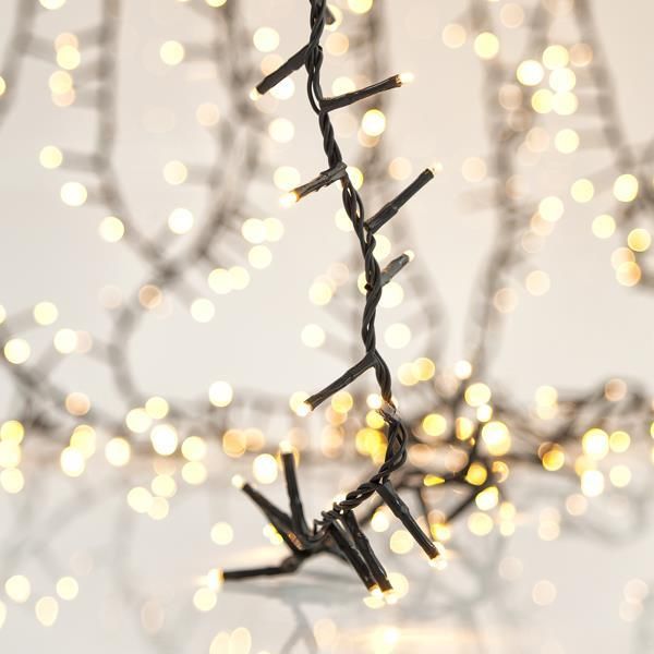 ΠΥΚΝΗ ΣΕΙΡΑ, 800 LED 3mm, 31V ΜΕΤΑΣΧΗΜΑΤΙΣΤΗ, 4 ΕΠΕΚΤΑΣΕΙΣ ΕΩΣ 2 ΣΕΤ, ΠΡΑΣΙΝΟ PVC ΚΑΛΩΔΙΟ, ΘΕΡΜΟ ΛΕΥΚΟ LED ANA 2cm, ΠΡΟΕΚΤΑΣΗ ΠΑΡΟΧΗΣ 3m, ΙΡ44 Eurolamp 600-11303