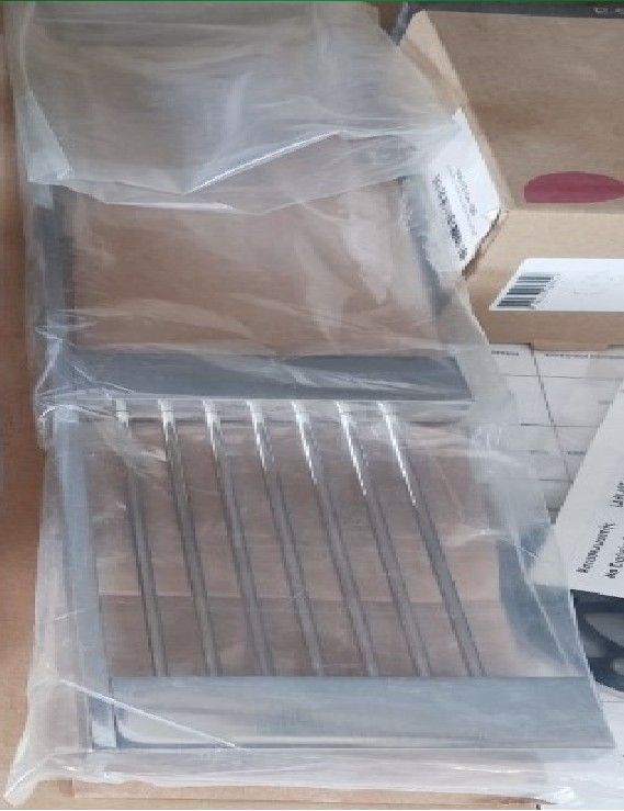 Επιτοιχη σαπουνοθήκη-σπογγοθήκη με κρυστάλλινη εταζέρα 31060C-100