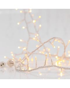 ΠΥΚΝΗ ΣΕΙΡΑ, 800 LED 3mm, 31V ΜΕΤΑΣΧΗΜΑΤΙΣΤΗ, 4 ΕΠΕΚΤΑΣΕΙΣ ΩΣ 2 ΣΕΤ, ΔΙΑΦΑΝΟ PVC ΚΑΛΩΔΙΟ, ΘΕΡΜΟ ΛΕΥΚΟ LED, ANA 2cm, ΠΡΟΕΚΤΑΣΗ ΠΑΡΟΧΗΣ 3m, ΙΡ44 Eurolamp 600-19321