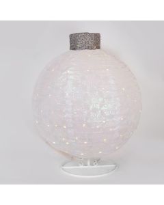 ΦΩΤΙΖΟΜΕΝΗ ΧΡΙΣΤΟΥΓΕΝΝΙΑΤΙΚΗ ΛΕΥΚΗ MΠΑΛΑ, ΜΕ ΒΑΣΗ, 4,5V ΜΕΤΑΣΧΗΜΑΤΙΣΤΗ, 50 ΘΕΡΜΑ ΛΕΥΚΑ MINI LED, 45x45x60cm, ΠΡΟΕΚΤΑΣΗ ΠΑΡΟΧΗΣ 3m, IP44 Eurolamp 600-47242