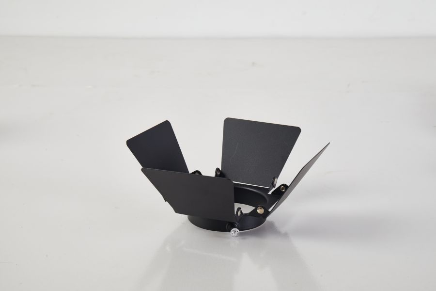 ZUMO-AOF-30W-BL-3PH ZUMO 30W ACCESSORY OF FINS BLACK 3PHASE 10x10x12cm hole size:76mm HOMELIGHTING 77-9125