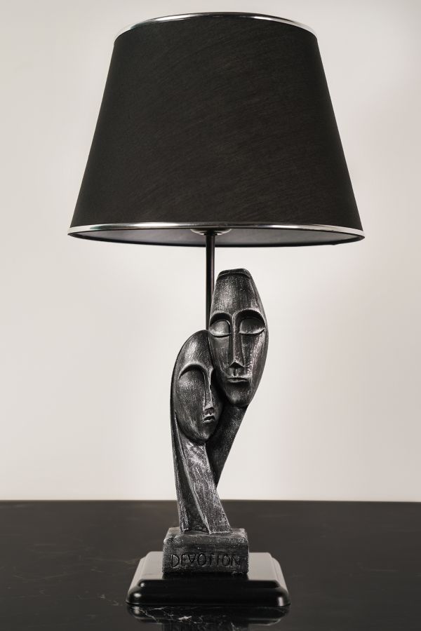 TLT 1263-ΝΜ ΕΠΙΤΡΑΠΕΖΙΑ ΛΑΜΠΑ ΜΑΥΡΗ ΜΕ ΦΙΓΟΥΡΑ ΖΕΥΓΑΡΙ ΑΣΗΜΙ ARlight 0203029